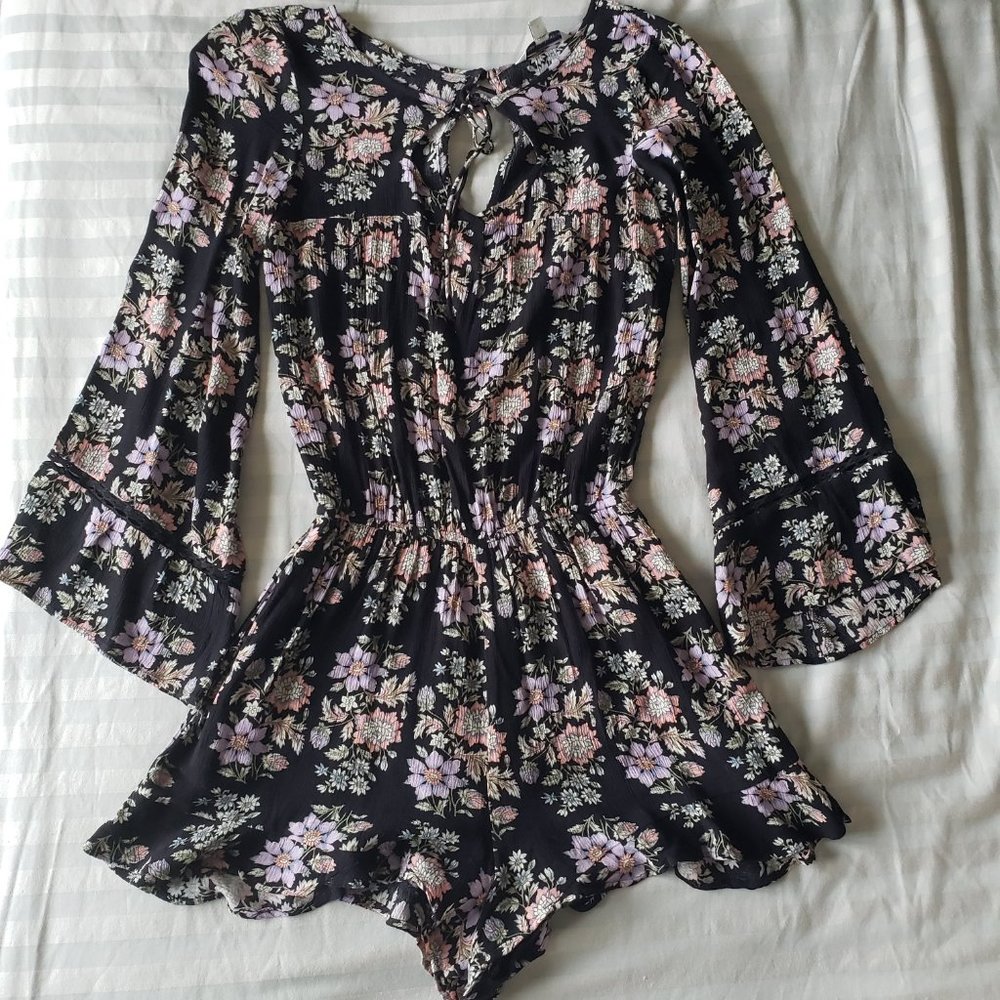 American Eagle Black Floral Long-sleeved Romper Size XS